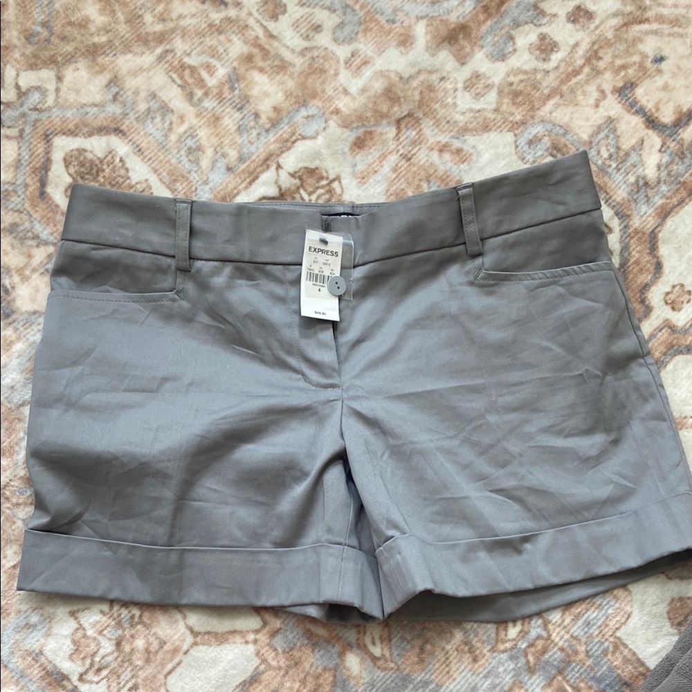 Express Women's Light Gray Bermudas NWT